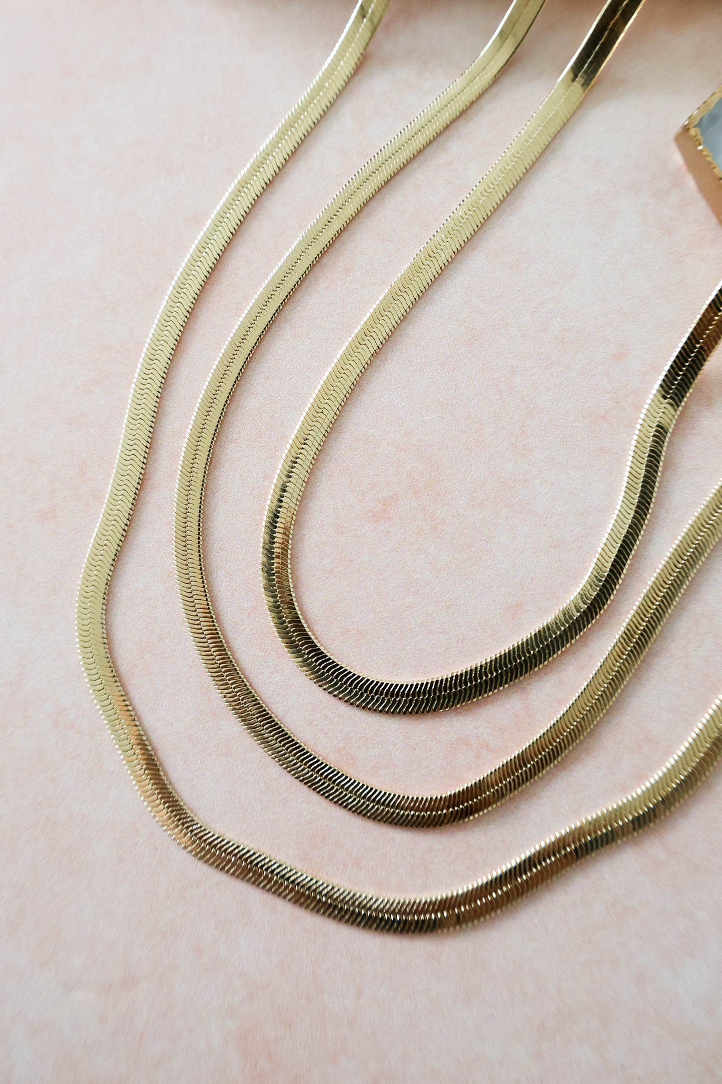 Amelia Dainty Herringbone Necklace