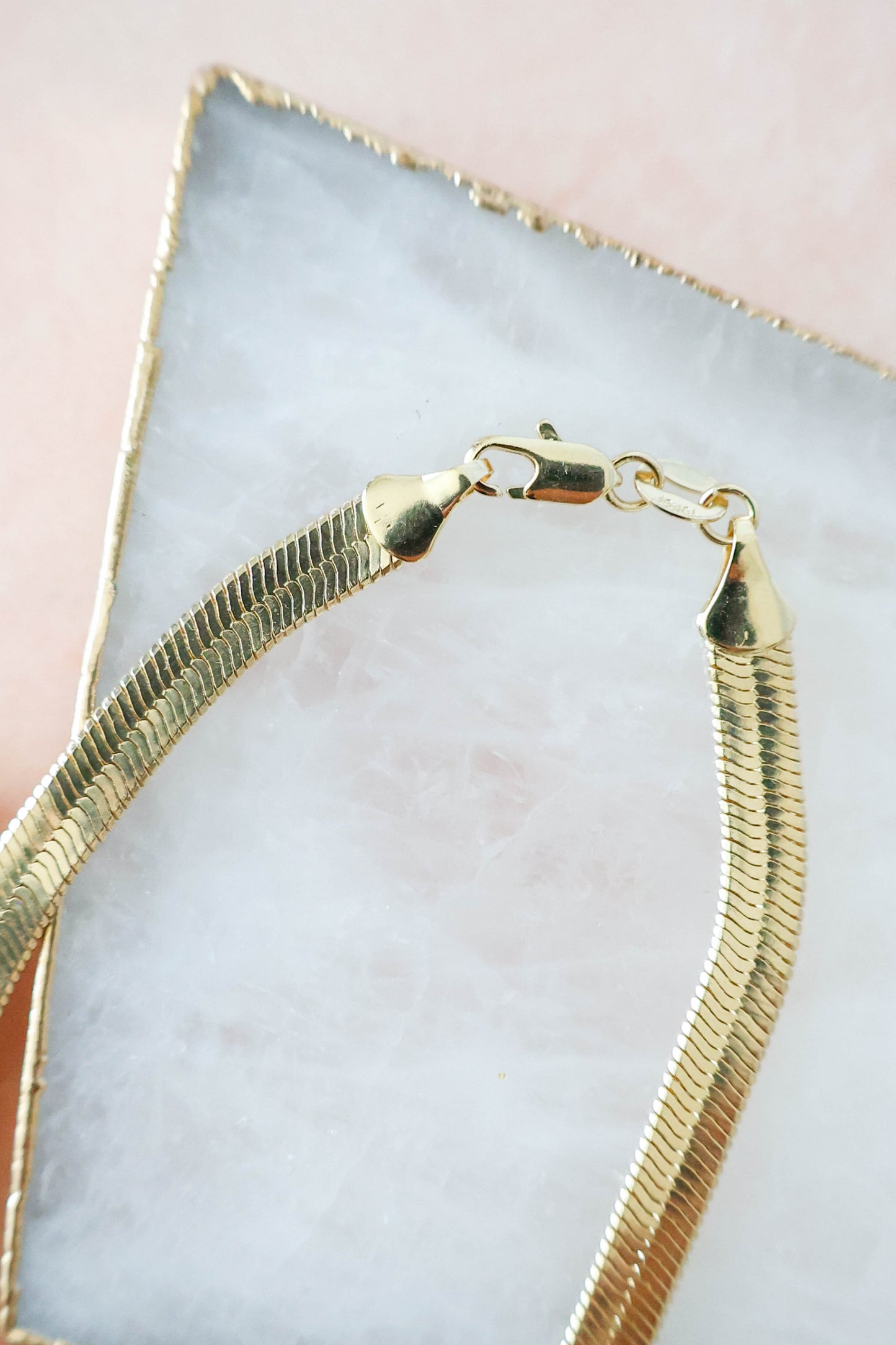 Eloise Bold Herringbone Necklace