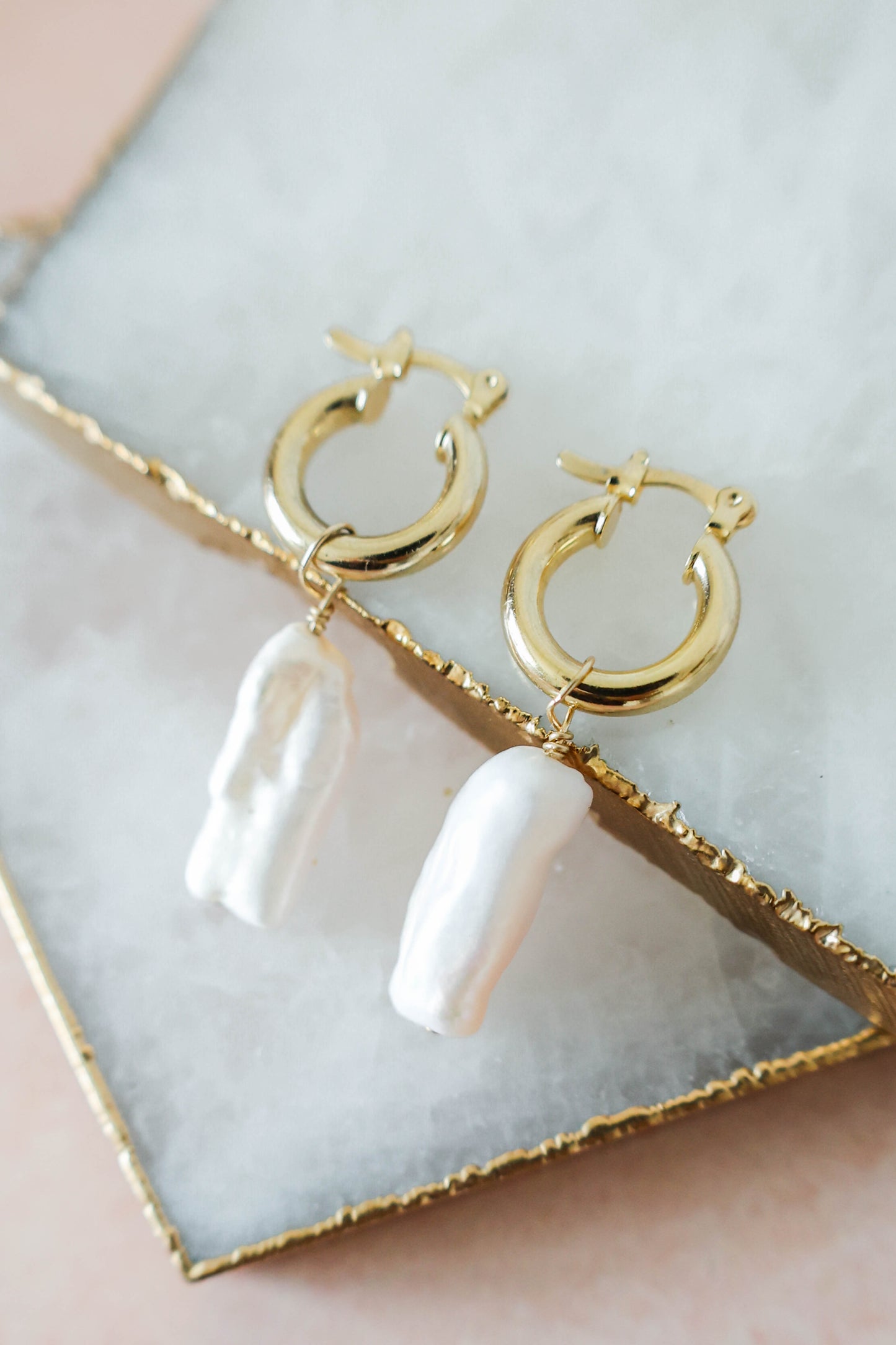 Penelope Biwa Pearl Earrings