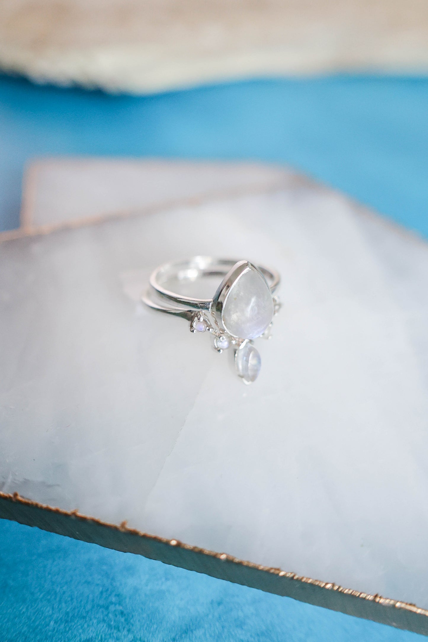 Golden Set Moonstone - Silver