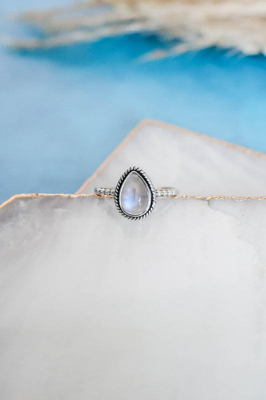 Madalena Ring Moonstone - Silver