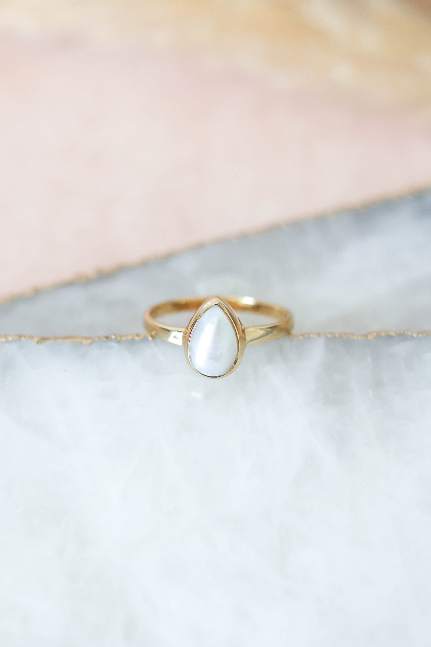 Mesa Ring Pearl - Gold