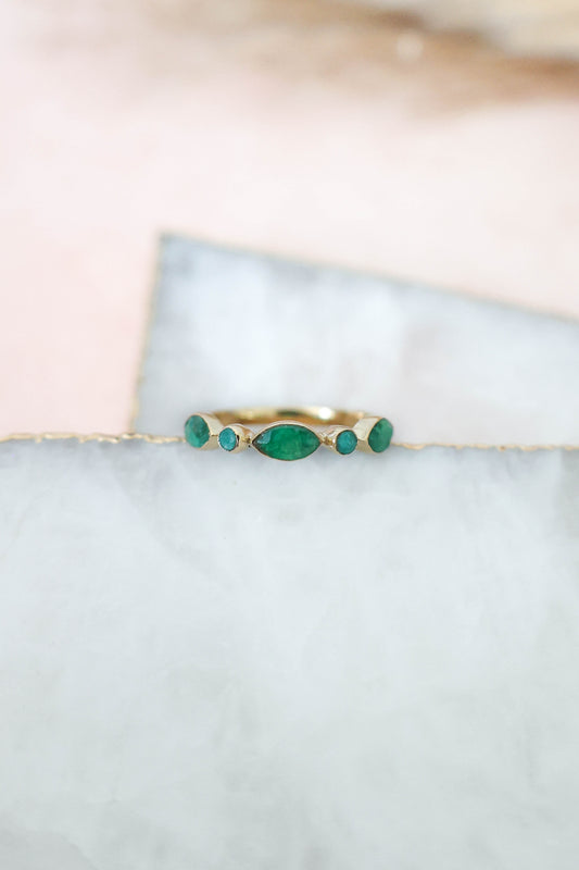 Olivia Ring Emerald - Gold