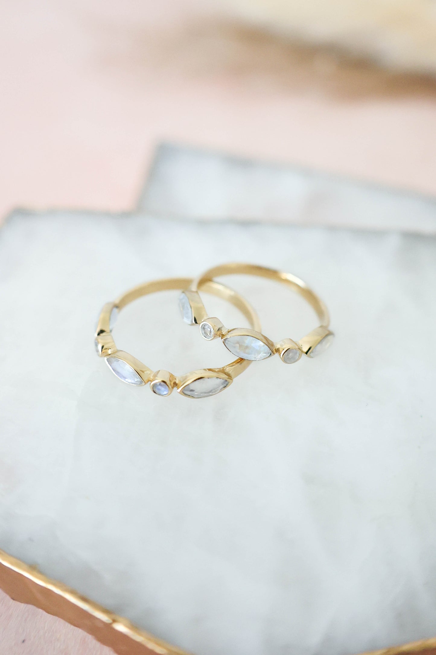 Olivia Ring Moonstone - Gold