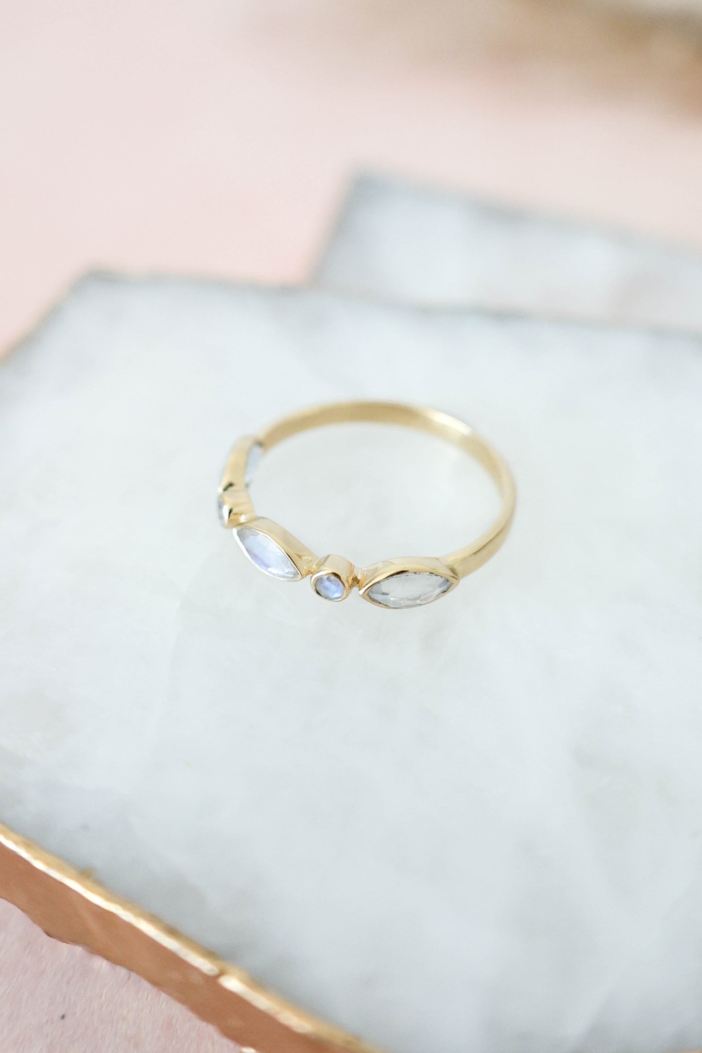 Olivia Ring Moonstone - Gold