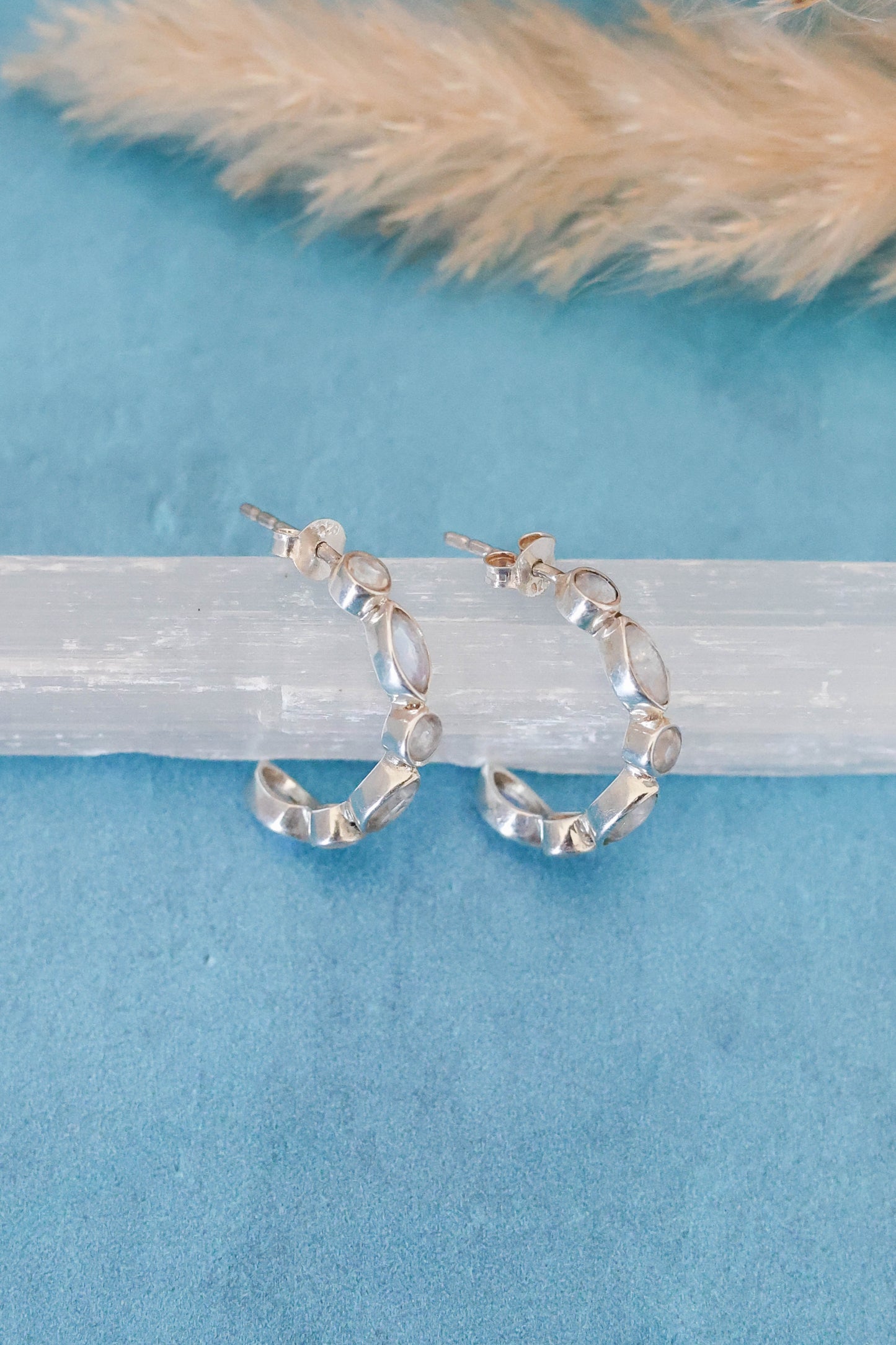 Olivia Earrings Moonstone - Silver