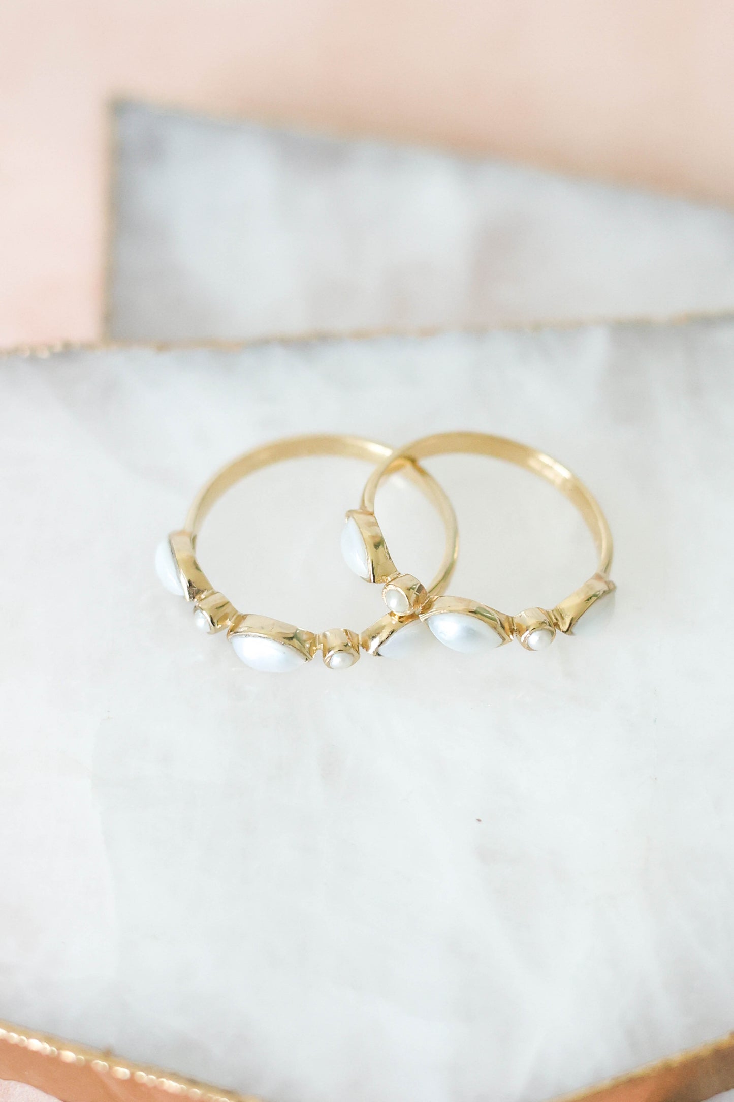 Olivia Ring Pearl - Gold