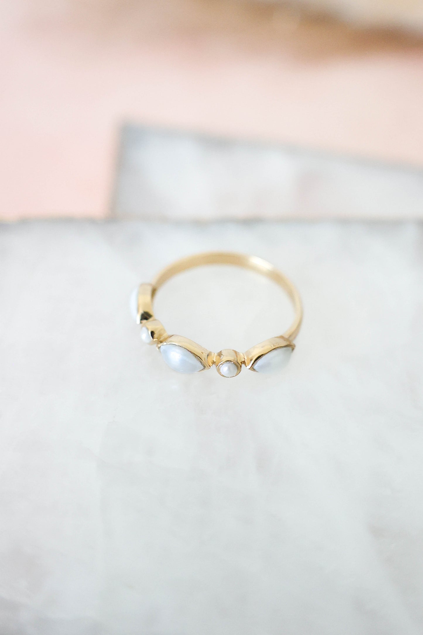 Olivia Ring Pearl - Gold