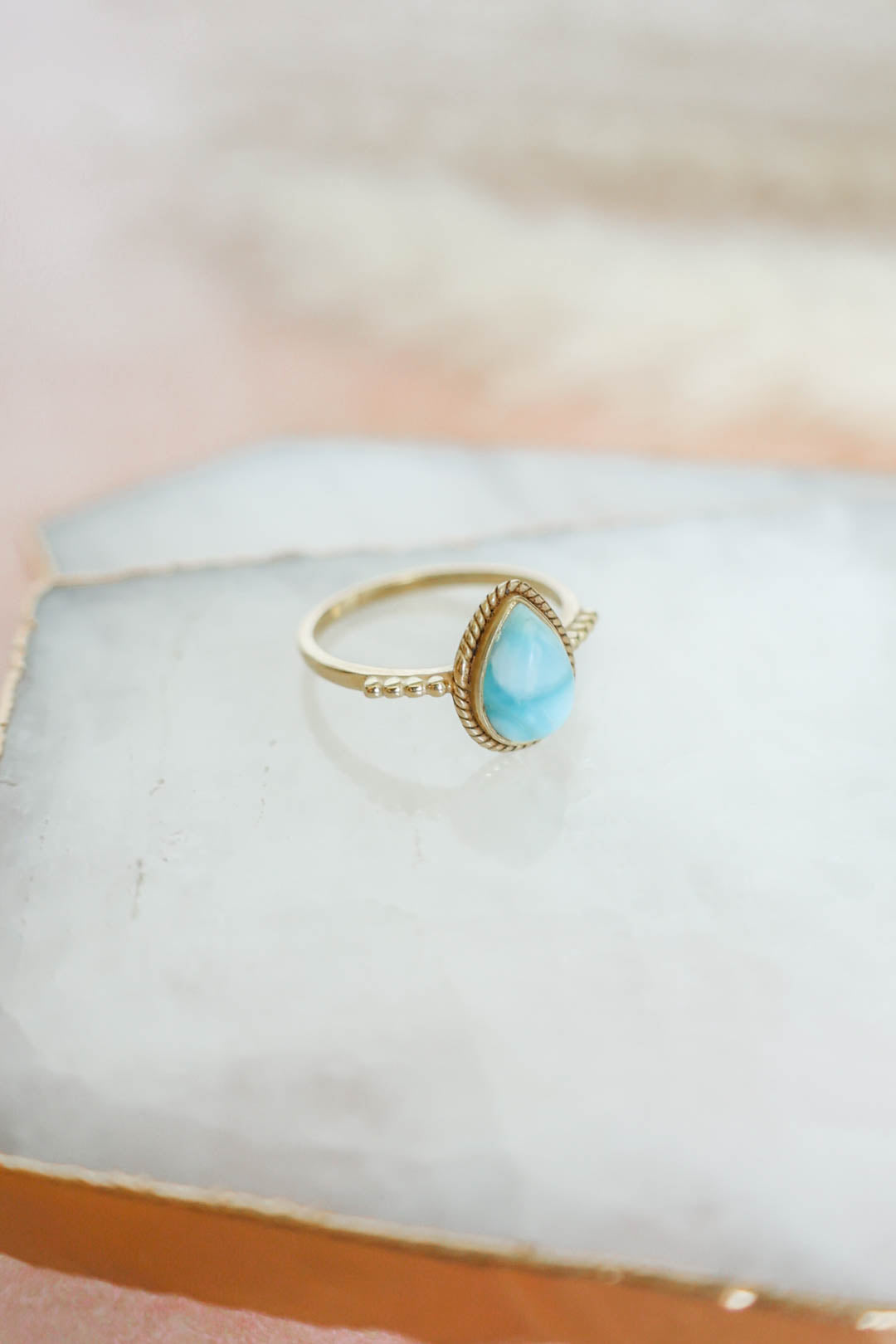 Madalena Ring Larimar - Gold