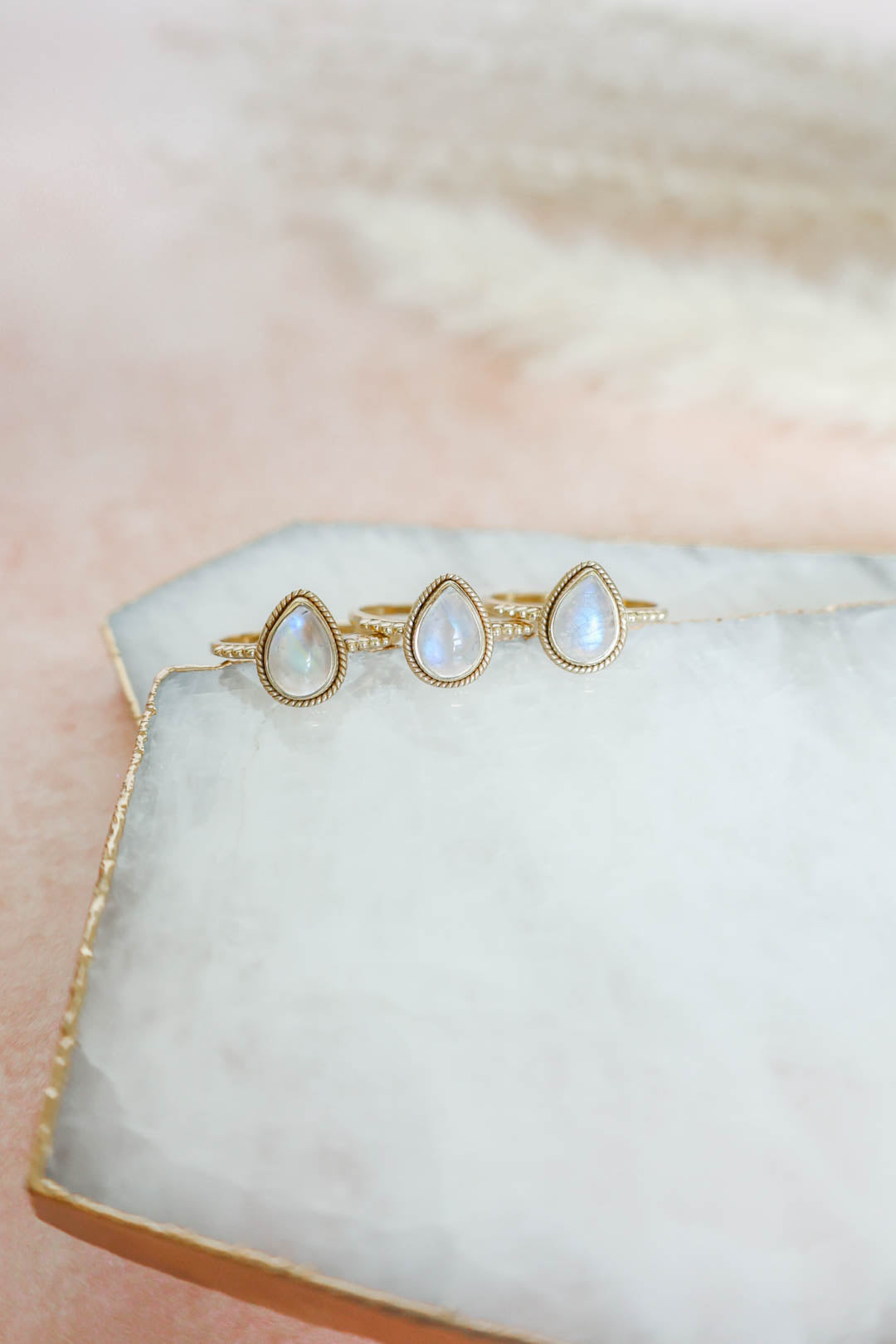 Madalena Ring Moonstone - Gold