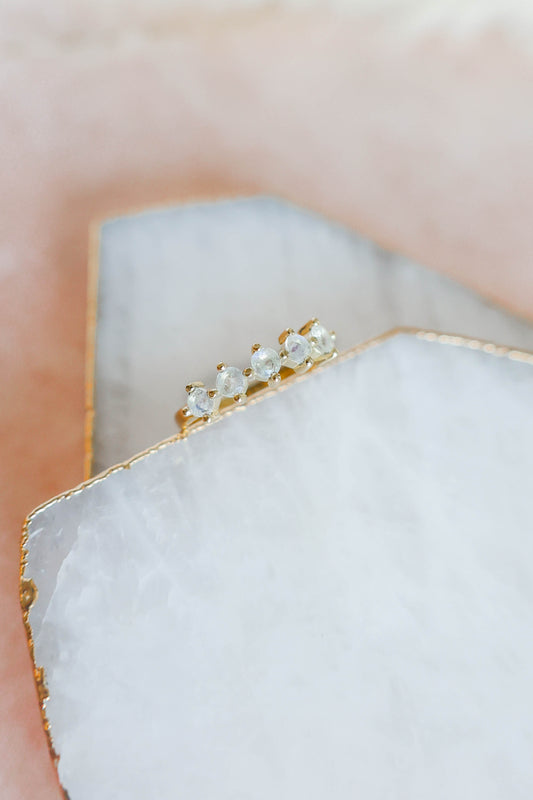 Sienna Ring Rainbow Moonstone - Gold