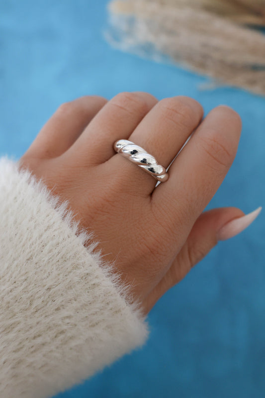 Cairo Croissant Ring - Silver