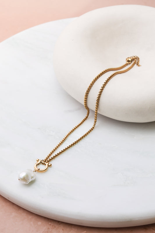 Lucia Necklace