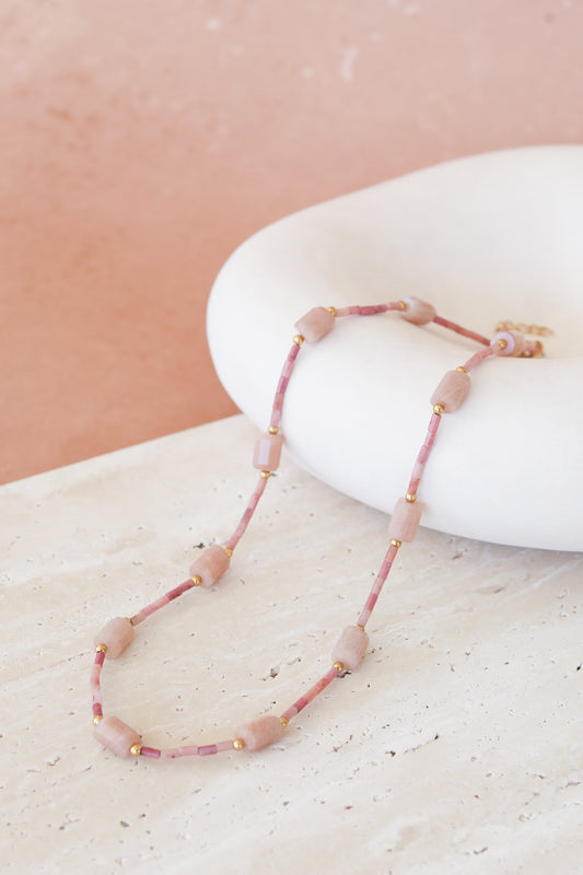 Lina Necklace - Pink
