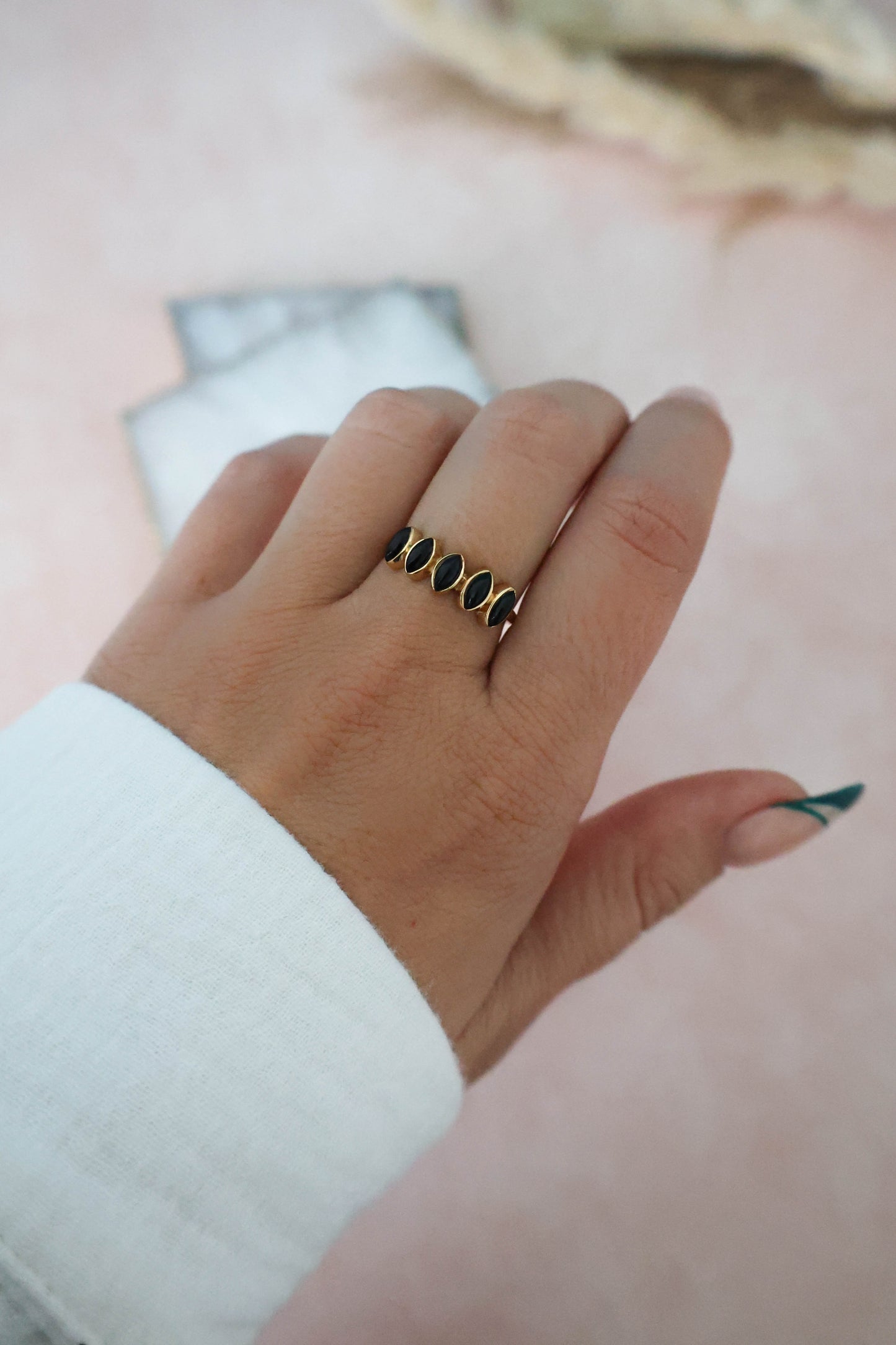 Hudson Ring Black Onyx - Gold