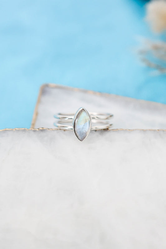 Lucy Ring Moonstone - Silver