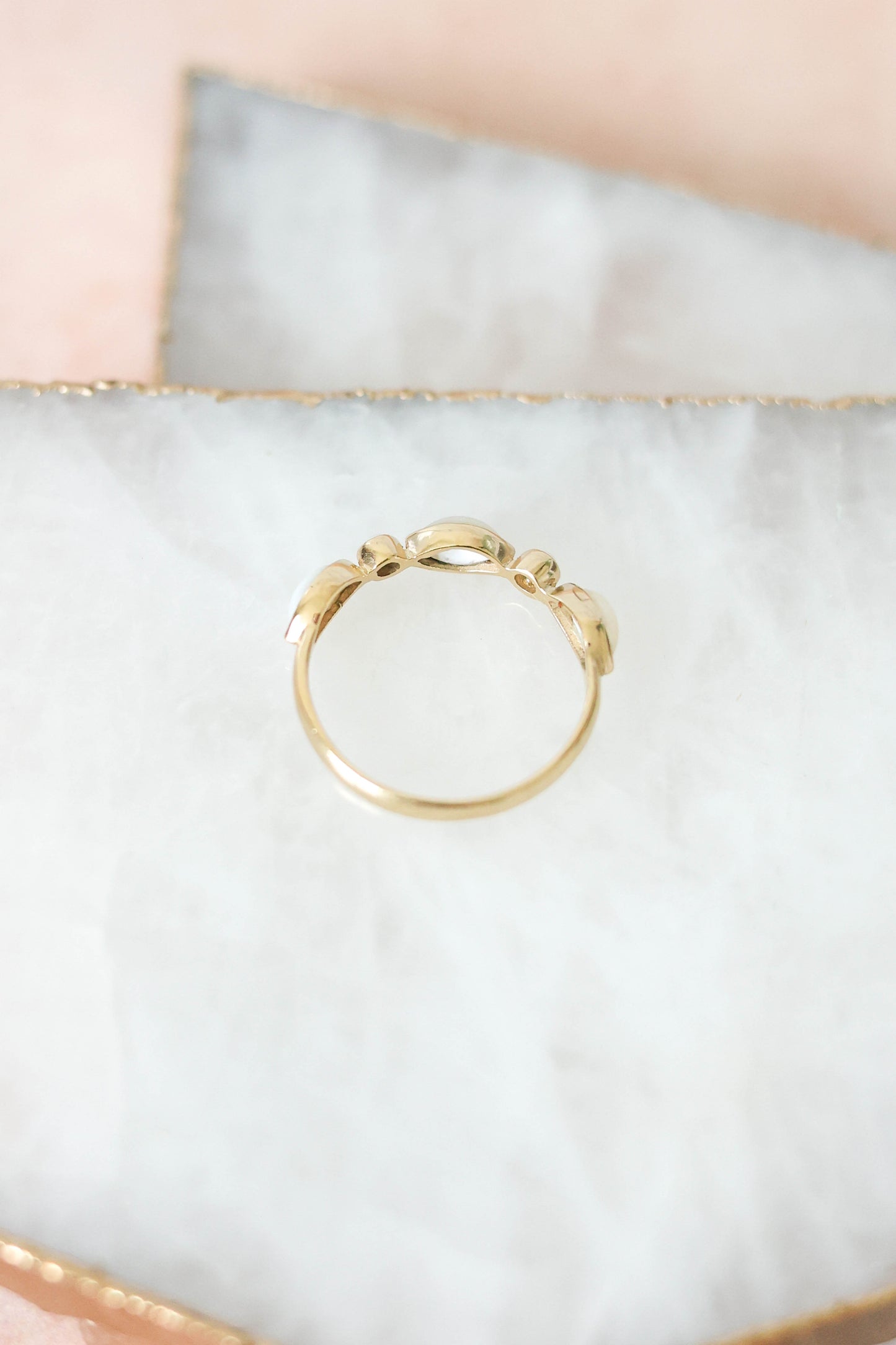 Olivia Ring Pearl - Gold