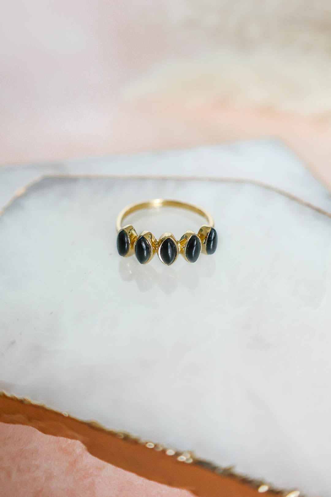 Hudson Ring Black Onyx - Gold