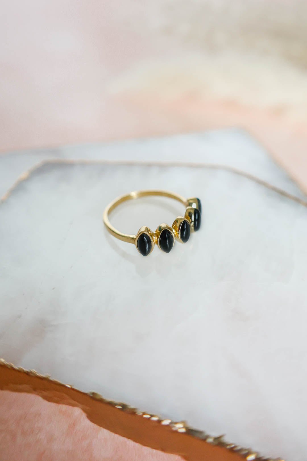 Hudson Ring Black Onyx - Gold