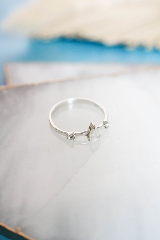 Melo Ring Rainbow Moonstone
