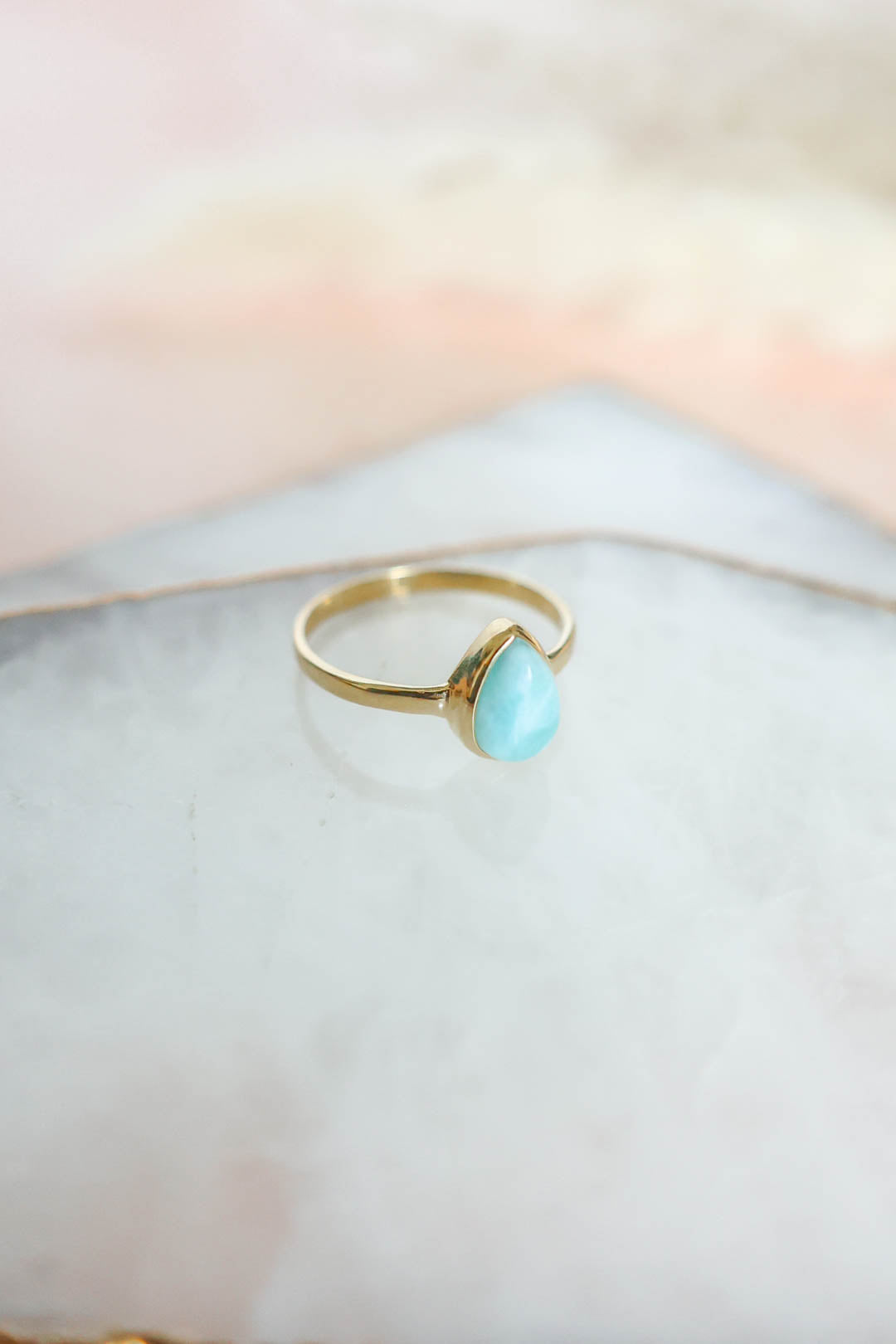 Mesa Ring Larimar - Gold