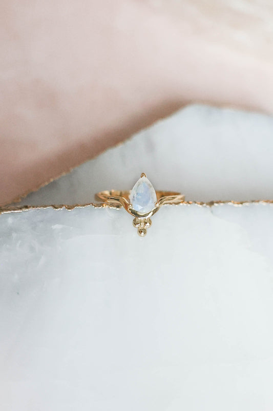 Millie Ring Moonstone - Gold