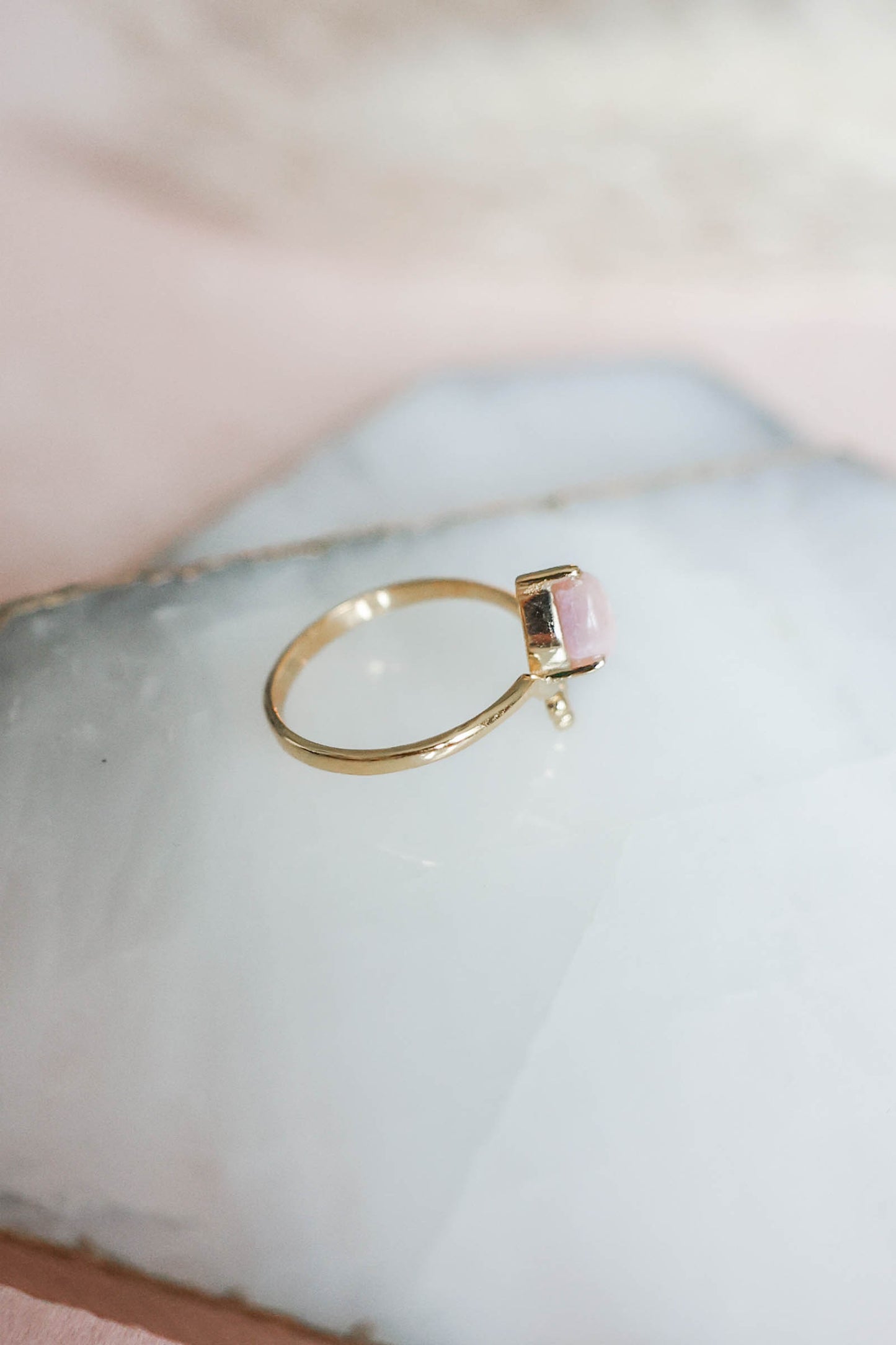 Millie Ring Pink Opal - Gold