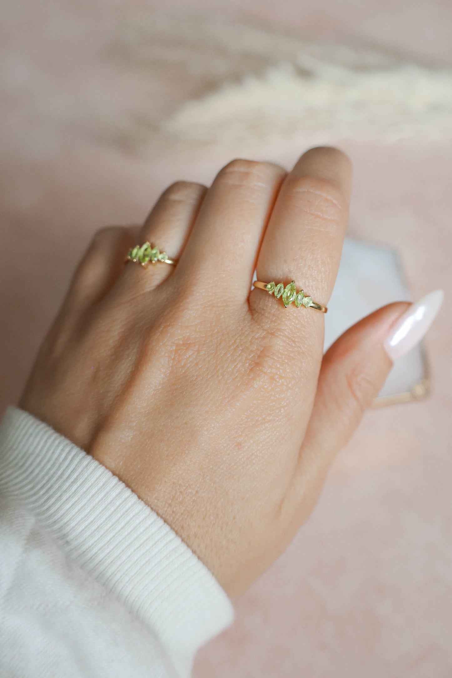 Vella Ring Peridot - Gold